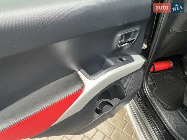 Черный Мицубиси Аутлендер, объемом двигателя 2.4 л и пробегом 230 тыс. км за 6650 $, фото 42 на Automoto.ua