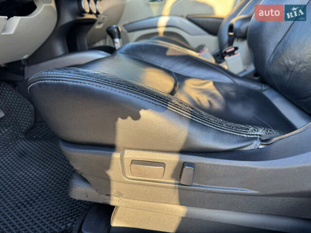 Чорний Міцубісі Аутлендер, об'ємом двигуна 3 л та пробігом 150 тис. км за 9499 $, фото 14 на Automoto.ua