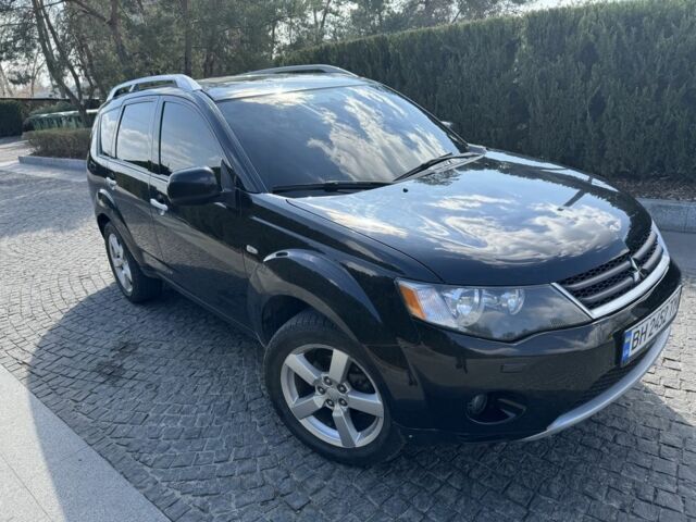 Чорний Міцубісі Аутлендер, об'ємом двигуна 3 л та пробігом 186 тис. км за 10000 $, фото 1 на Automoto.ua