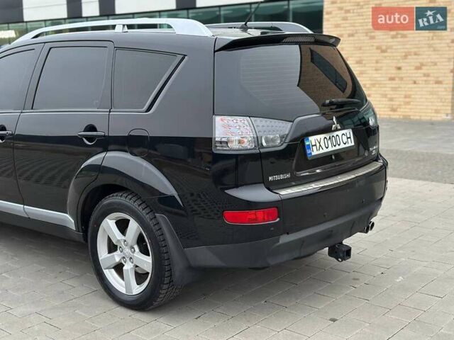 Черный Мицубиси Аутлендер, объемом двигателя 3 л и пробегом 248 тыс. км за 9800 $, фото 16 на Automoto.ua