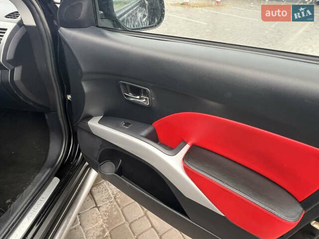 Міцубісі Аутлендер 2008 у Кременчуге на Automoto.ua Чорний Міцубісі Аутлендер, об'ємом двигуна 2.4 л та пробігом 230 тис. км за 6650 $, фото 47 на Automoto.ua