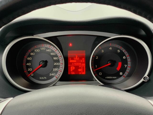 Черный Мицубиси Аутлендер, объемом двигателя 2.4 л и пробегом 175 тыс. км за 10499 $, фото 18 на Automoto.ua