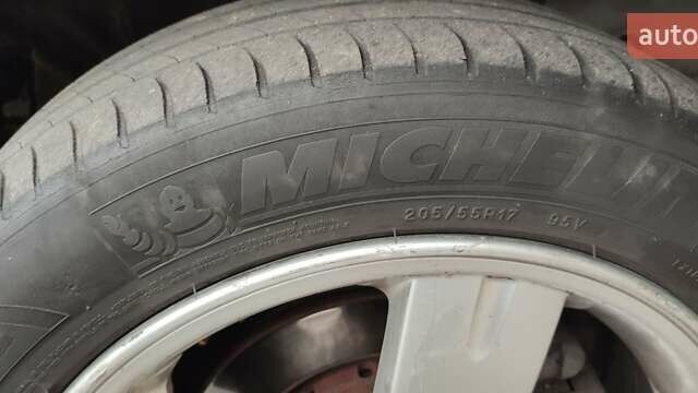 Черный Мицубиси Аутлендер, объемом двигателя 2 л и пробегом 175 тыс. км за 8500 $, фото 14 на Automoto.ua