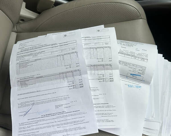 Черный Мицубиси Аутлендер, объемом двигателя 3 л и пробегом 260 тыс. км за 9500 $, фото 11 на Automoto.ua