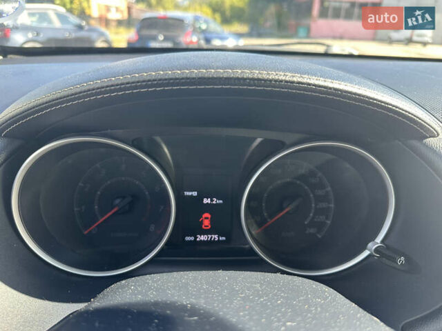 Черный Мицубиси Аутлендер, объемом двигателя 2 л и пробегом 240 тыс. км за 10999 $, фото 34 на Automoto.ua