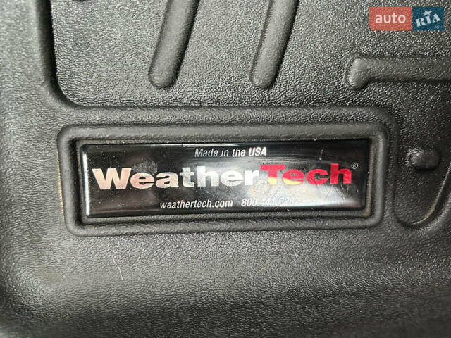Черный Мицубиси Аутлендер, объемом двигателя 3 л и пробегом 77 тыс. км за 11800 $, фото 23 на Automoto.ua