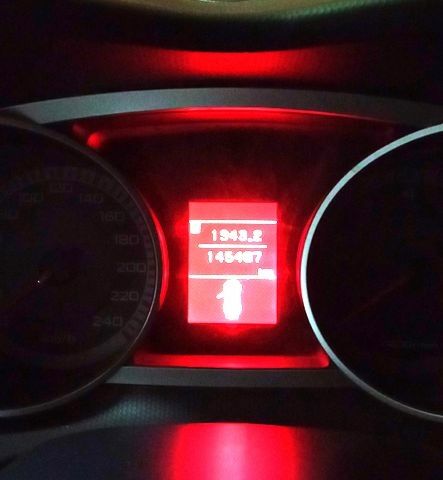 Черный Мицубиси Аутлендер, объемом двигателя 2.4 л и пробегом 145 тыс. км за 8900 $, фото 2 на Automoto.ua