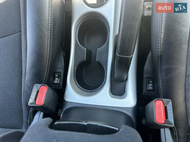 Черный Мицубиси Аутлендер, объемом двигателя 2 л и пробегом 240 тыс. км за 10999 $, фото 28 на Automoto.ua