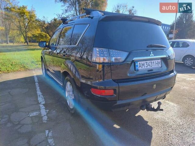 Міцубісі Аутлендер 2009 у Житомирі на Automoto.ua Чорний Міцубісі Аутлендер, об'ємом двигуна 2 л та пробігом 251 тис. км за 8400 $, фото 8 на Automoto.ua