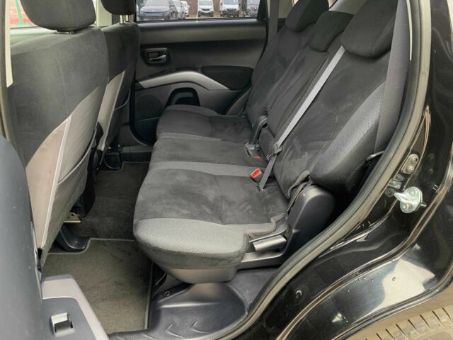 Черный Мицубиси Аутлендер, объемом двигателя 2.4 л и пробегом 175 тыс. км за 10499 $, фото 12 на Automoto.ua