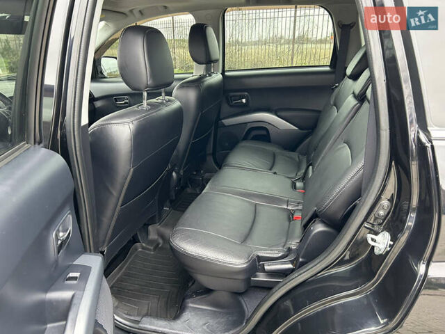 Черный Мицубиси Аутлендер, объемом двигателя 3 л и пробегом 77 тыс. км за 11800 $, фото 12 на Automoto.ua