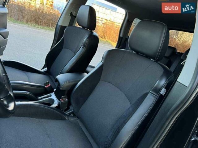 Черный Мицубиси Аутлендер, объемом двигателя 2.2 л и пробегом 264 тыс. км за 10700 $, фото 21 на Automoto.ua