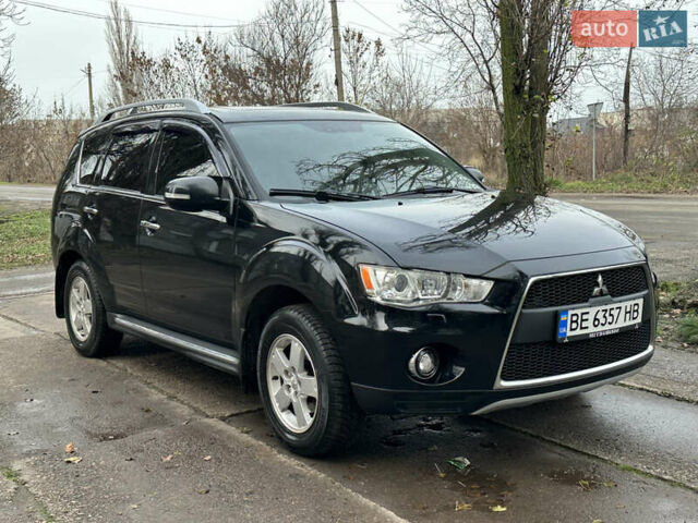 Чорний Міцубісі Аутлендер, об'ємом двигуна 2.36 л та пробігом 197 тис. км за 11300 $, фото 1 на Automoto.ua