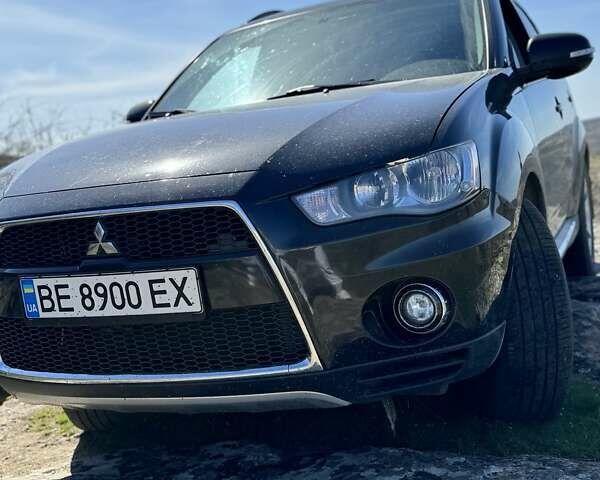Чорний Міцубісі Аутлендер, об'ємом двигуна 2.4 л та пробігом 187 тис. км за 10200 $, фото 2 на Automoto.ua