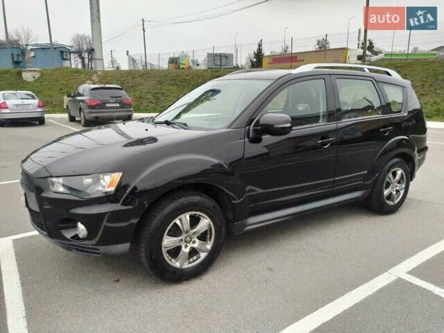 Чорний Міцубісі Аутлендер, об'ємом двигуна 2 л та пробігом 226 тис. км за 10750 $, фото 2 на Automoto.ua