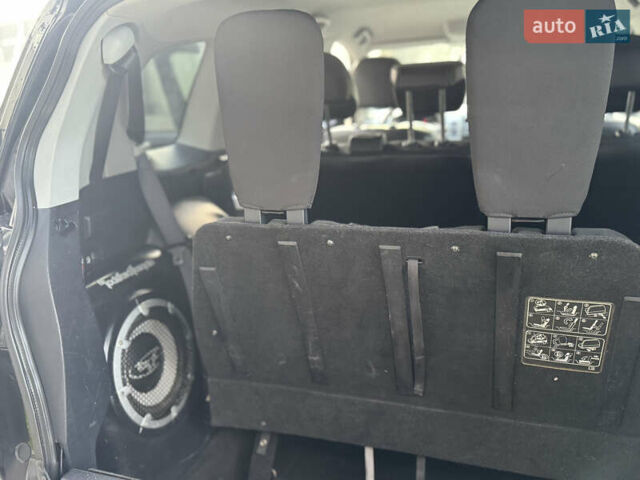 Черный Мицубиси Аутлендер, объемом двигателя 2.2 л и пробегом 225 тыс. км за 10950 $, фото 43 на Automoto.ua