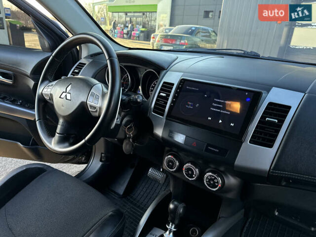 Черный Мицубиси Аутлендер, объемом двигателя 2.2 л и пробегом 263 тыс. км за 11300 $, фото 19 на Automoto.ua