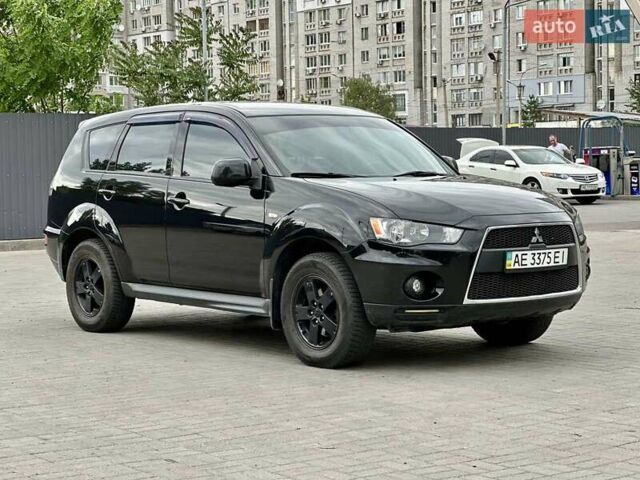 Мицубиси Аутлендер 2010 в Днепре (Днепропетровске) на Automoto.ua Черный Мицубиси Аутлендер, объемом двигателя 2 л и пробегом 220 тыс. км за 8900 $, фото 3 на Automoto.ua