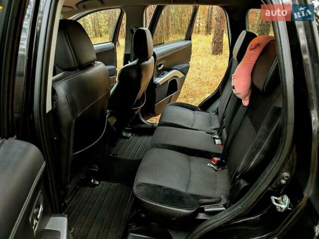Чорний Міцубісі Аутлендер, об'ємом двигуна 2.18 л та пробігом 205 тис. км за 10200 $, фото 10 на Automoto.ua