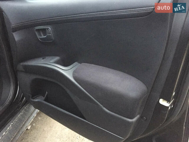 Черный Мицубиси Аутлендер, объемом двигателя 2.36 л и пробегом 315 тыс. км за 9700 $, фото 13 на Automoto.ua