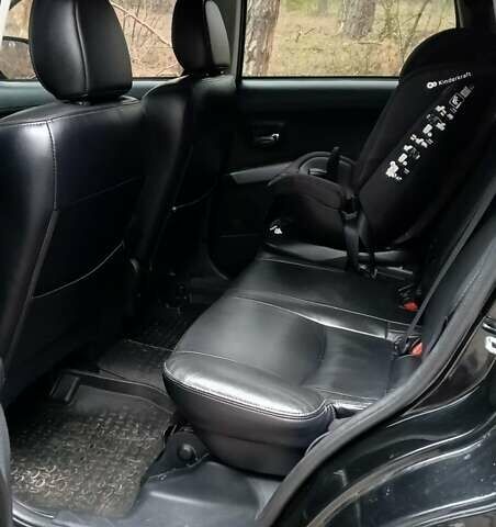 Черный Мицубиси Аутлендер, объемом двигателя 2.2 л и пробегом 267 тыс. км за 9999 $, фото 10 на Automoto.ua