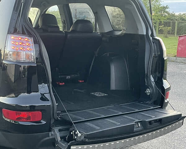 Черный Мицубиси Аутлендер, объемом двигателя 0 л и пробегом 257 тыс. км за 10399 $, фото 31 на Automoto.ua