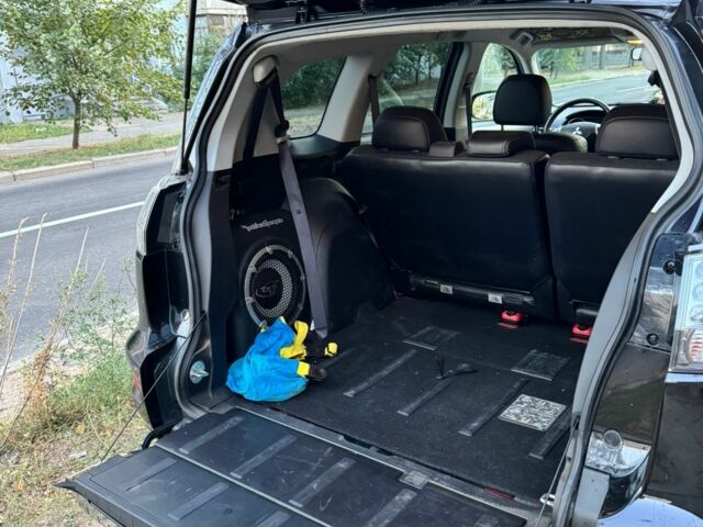 Черный Мицубиси Аутлендер, объемом двигателя 0 л и пробегом 215 тыс. км за 9500 $, фото 7 на Automoto.ua