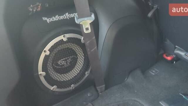 Черный Мицубиси Аутлендер, объемом двигателя 2 л и пробегом 210 тыс. км за 10600 $, фото 32 на Automoto.ua