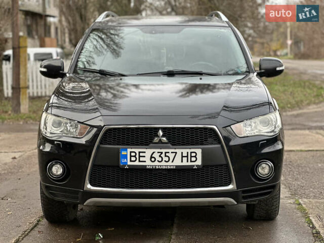 Чорний Міцубісі Аутлендер, об'ємом двигуна 2.36 л та пробігом 197 тис. км за 11300 $, фото 2 на Automoto.ua