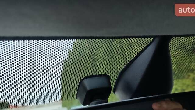 Черный Мицубиси Аутлендер, объемом двигателя 2 л и пробегом 210 тыс. км за 10600 $, фото 24 на Automoto.ua