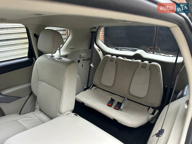 Чорний Міцубісі Аутлендер, об'ємом двигуна 2.2 л та пробігом 216 тис. км за 12000 $, фото 21 на Automoto.ua