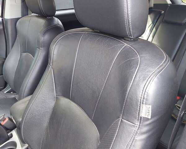 Чорний Міцубісі Аутлендер, об'ємом двигуна 2.3 л та пробігом 271 тис. км за 10500 $, фото 3 на Automoto.ua