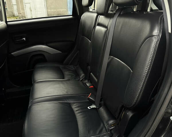 Міцубісі Аутлендер 2011 у Бердичеве на Automoto.ua Чорний Міцубісі Аутлендер, об'ємом двигуна 2.2 л та пробігом 237 тис. км за 11499 $, фото 68 на Automoto.ua