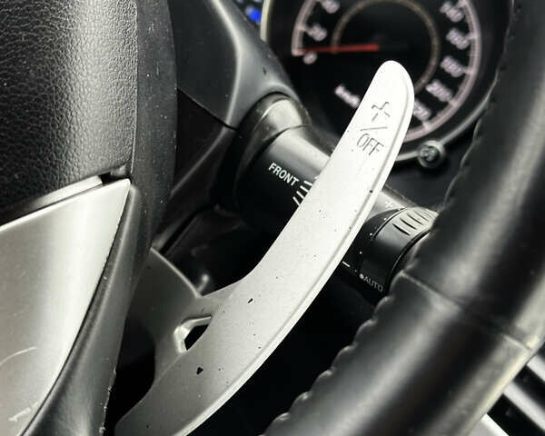 Міцубісі Аутлендер 2011 у Бердичеве на Automoto.ua Чорний Міцубісі Аутлендер, об'ємом двигуна 2.2 л та пробігом 237 тис. км за 11499 $, фото 50 на Automoto.ua