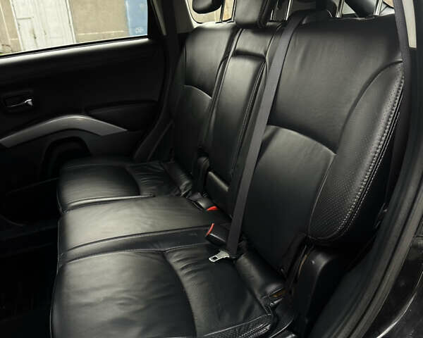 Чорний Міцубісі Аутлендер, об'ємом двигуна 2.2 л та пробігом 236 тис. км за 11399 $, фото 70 на Automoto.ua