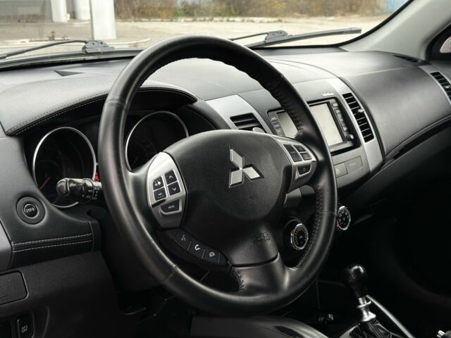 Черный Мицубиси Аутлендер, объемом двигателя 2.2 л и пробегом 237 тыс. км за 11450 $, фото 11 на Automoto.ua