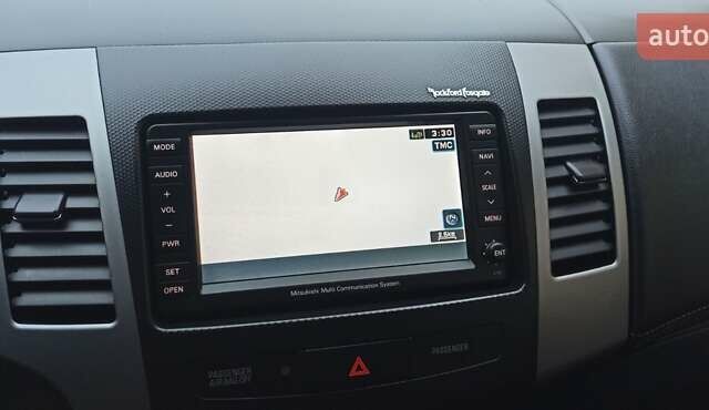 Черный Мицубиси Аутлендер, объемом двигателя 2.2 л и пробегом 209 тыс. км за 12700 $, фото 27 на Automoto.ua