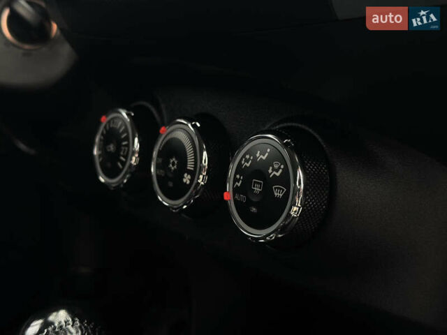 Чорний Міцубісі Аутлендер, об'ємом двигуна 2.2 л та пробігом 236 тис. км за 11399 $, фото 51 на Automoto.ua