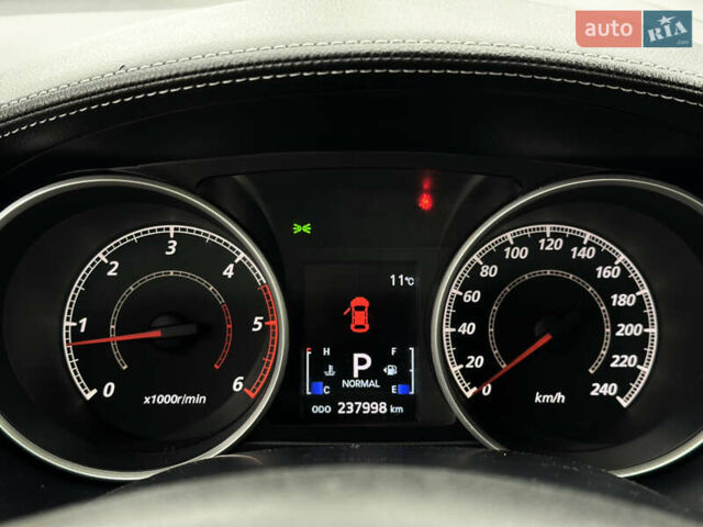 Чорний Міцубісі Аутлендер, об'ємом двигуна 2.2 л та пробігом 236 тис. км за 11399 $, фото 37 на Automoto.ua