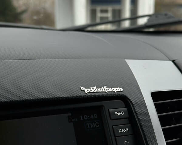 Міцубісі Аутлендер 2011 у Бердичеве на Automoto.ua Чорний Міцубісі Аутлендер, об'ємом двигуна 2.2 л та пробігом 237 тис. км за 11499 $, фото 44 на Automoto.ua