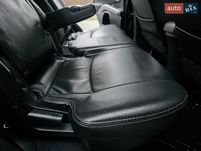 Черный Мицубиси Аутлендер, объемом двигателя 2.2 л и пробегом 188 тыс. км за 10999 $, фото 44 на Automoto.ua