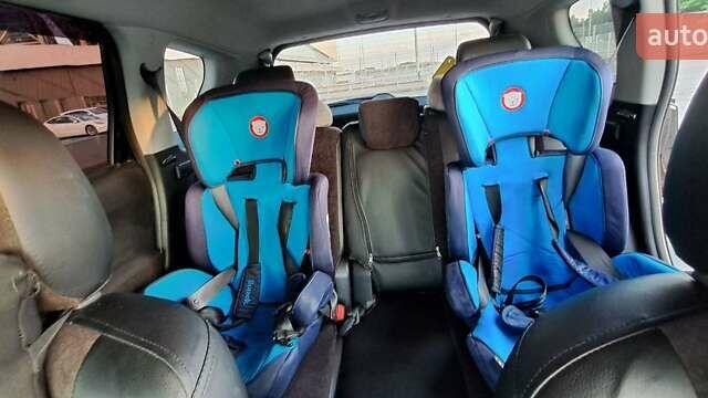 Черный Мицубиси Аутлендер, объемом двигателя 2.36 л и пробегом 285 тыс. км за 11300 $, фото 19 на Automoto.ua