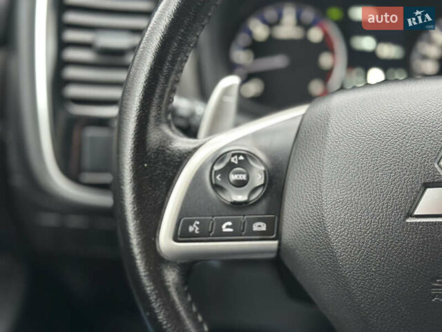 Чорний Міцубісі Аутлендер, об'ємом двигуна 2.2 л та пробігом 176 тис. км за 13500 $, фото 19 на Automoto.ua