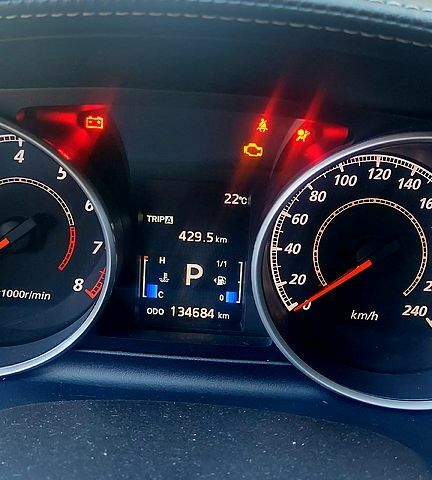 Черный Мицубиси Аутлендер, объемом двигателя 2.4 л и пробегом 135 тыс. км за 12499 $, фото 2 на Automoto.ua