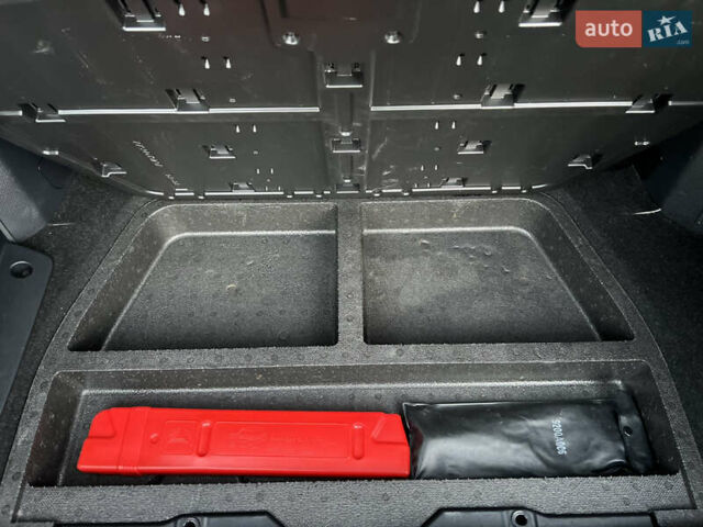 Чорний Міцубісі Аутлендер, об'ємом двигуна 2.3 л та пробігом 124 тис. км за 11999 $, фото 91 на Automoto.ua