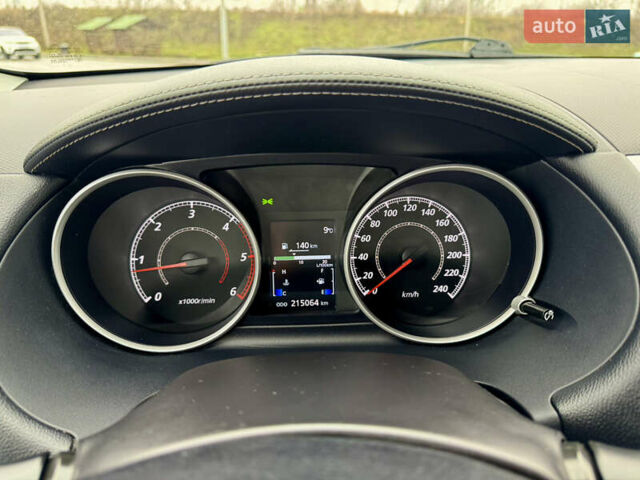 Черный Мицубиси Аутлендер, объемом двигателя 2.2 л и пробегом 215 тыс. км за 11450 $, фото 17 на Automoto.ua