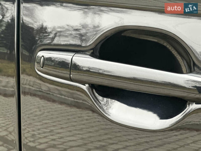 Чорний Міцубісі Аутлендер, об'ємом двигуна 2.2 л та пробігом 176 тис. км за 13500 $, фото 7 на Automoto.ua