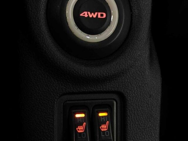 Черный Мицубиси Аутлендер, объемом двигателя 2.4 л и пробегом 212 тыс. км за 12990 $, фото 19 на Automoto.ua