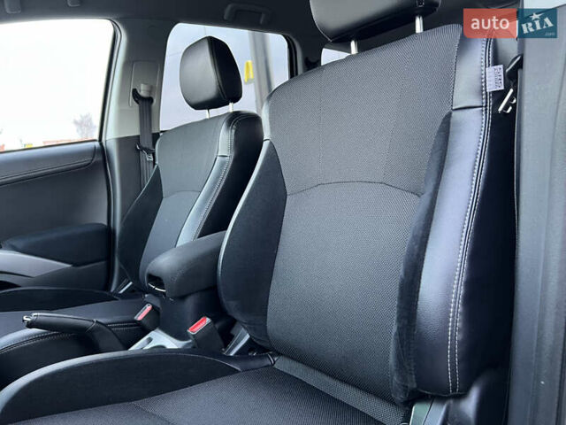 Чорний Міцубісі Аутлендер, об'ємом двигуна 2.3 л та пробігом 124 тис. км за 11999 $, фото 40 на Automoto.ua