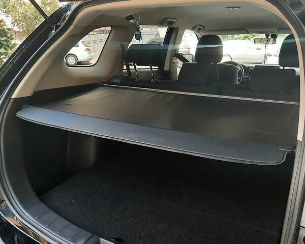 Черный Мицубиси Аутлендер, объемом двигателя 2.27 л и пробегом 256 тыс. км за 13600 $, фото 6 на Automoto.ua